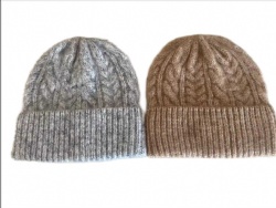 cable  knitted beanies