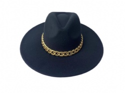 Felt  hat with matt color chain   band